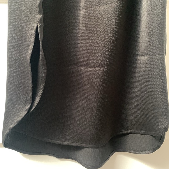 Black silk-like oriental-style dress. Banana Republic. - Picture 5 of 5